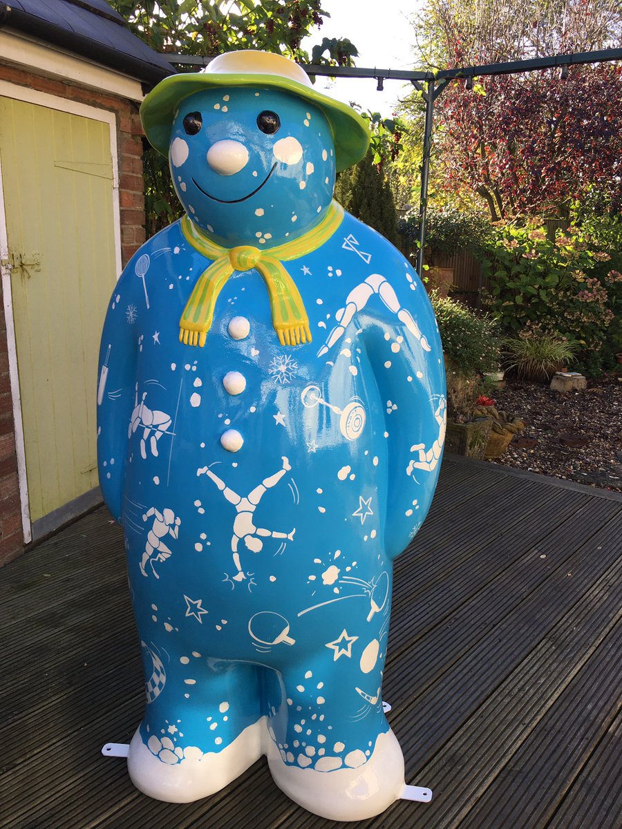 TheDuckorator's tweet photo. Fabulous #snowmanTrail starts today in #Birmingham 😃☃️💕🎉 mine is
#tenlordsaleaping number 10, send some photos please! 😃🙏 https://t.co/A32Czwegqr