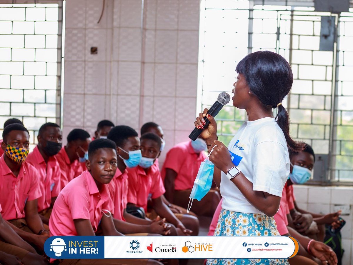 KumasiHive's tweet photo. Questions were asked and answers were given to the students. A big thank you to the head teacher of Kwasi Oppong Senior High school and the teachers for their support.
#HiveImpact #INVESTInHer #INVESTProject #Advocacy https://t.co/uVrtHPSUQC