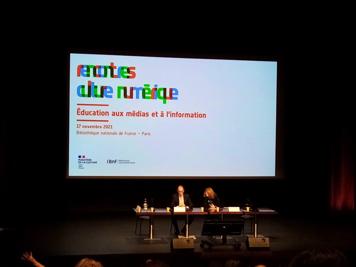 Manon_Vt's tweet photo. Très heureuse d’avoir pu présenter les actions des VER @AfevFrance sur l’Education aux Médias et à l’Information #EMI dans les bibliothèques à l’occasion des Rencontres Culture Numérique #RencNum ! @MinistereCC @laBnF https://t.co/qefkL3cF7H