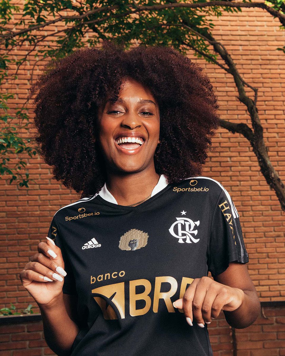 Flamengo's tweet photo. Chegou o Manto para celebrar a Excelência Negra! 
Pegue o seu na @adidasbrasil ou nas #LojasOficiaisdoFlamengo. 

#criadocomadidas #patrocínio #adidasFla https://t.co/JYKyjkBn9Q
