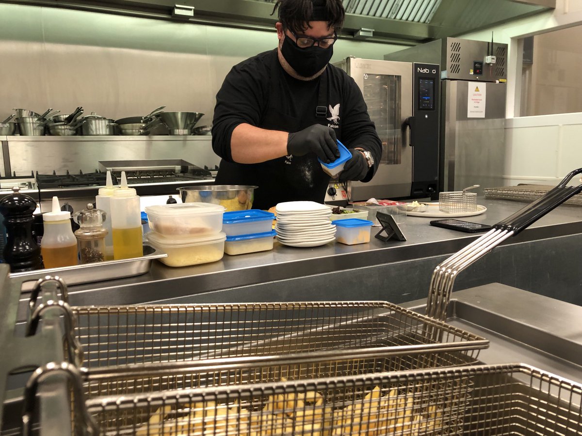 #WednesdayMotivation <a href="/FalconDevChef/">Falcon Chef</a>⁩ always hard at work in the ⁦<a href="/FalconFoodserv/">Falcon Foodservice</a>⁩ development kitchen #CateringForAll