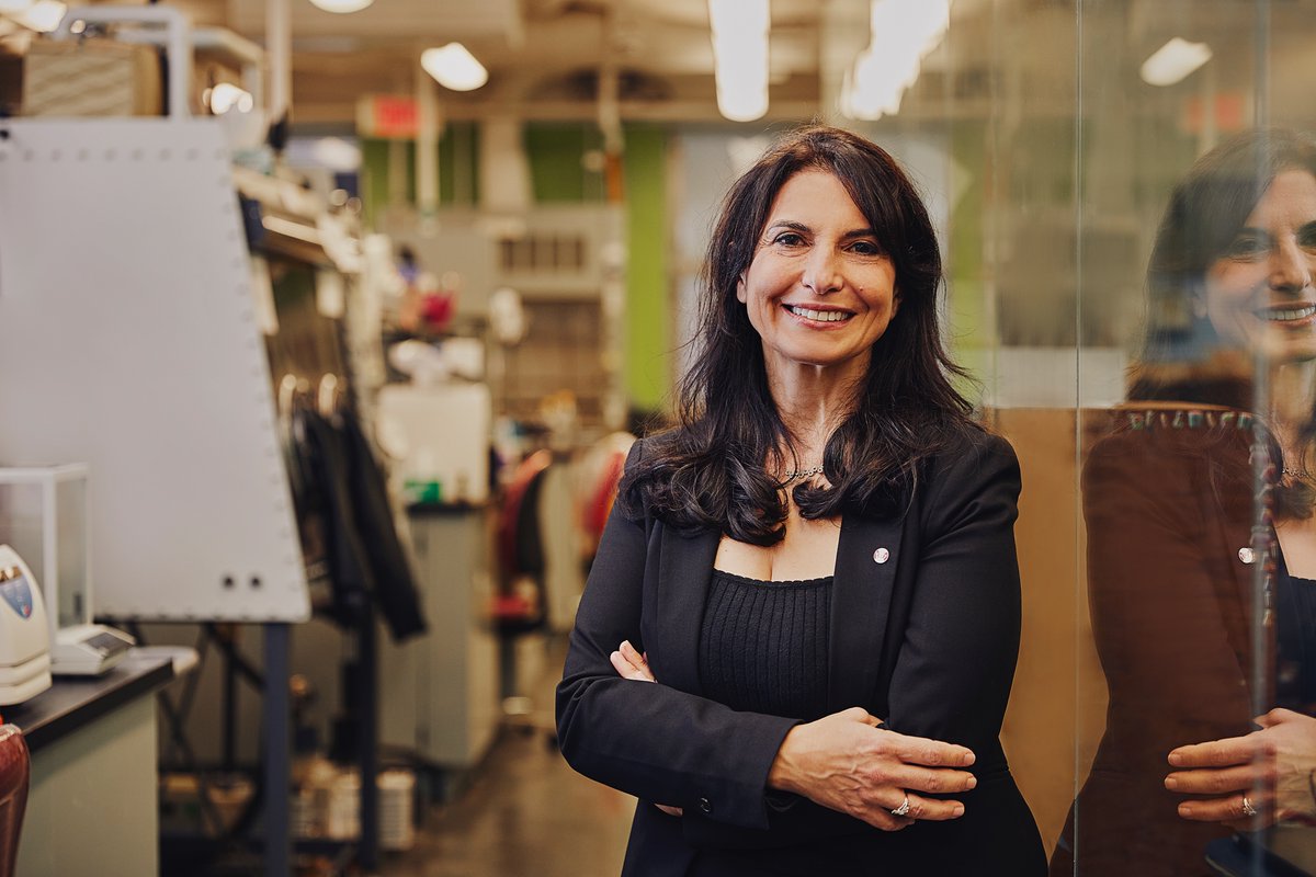 Hanadi Sleiman, <a href="/McGillChemistry/">McGill Chemistry</a> <a href="/McGillScience/">McGill Science</a> winner of 2021 <a href="/NSERC_CRSNG/">NSERC / CRSNG</a> John C Polanyi Award. <a href="/SleimanHanadi/">Hanadi Sleiman</a> is recognized for her ground-breaking advancements in the field of DNA nanotechnology &amp; precision medicine to combat major diseases ow.ly/NgJL50GPpiJ