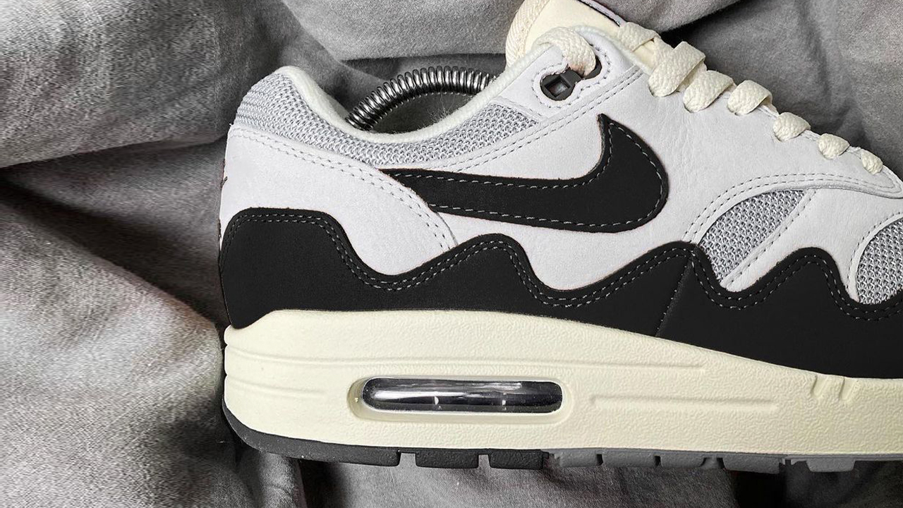 The Sole Supplier on "Could a Patta Nike Air Max 1 "Black" be in the works? 🖤 LOOK: https://t.co/rA1mfRo5hT https://t.co/p5PkkUpCbD" /