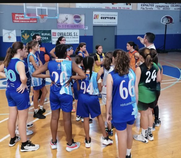 NBF_Castello's tweet photo. 🚨🏀Tecnificación @fbcv_es 🏀🚨 

El pasado domingo tuvieron lugar las jornadas de detección de la generación 2010.
El @NBF_Castello estuvo muy bien representando por varias  jugadoras y por nuestro entrenador Salva Martínez.
@FundAlbinegra @cdcastellon 
#AMUNTNOU #PPO https://t.co/RVN9WIQkb1