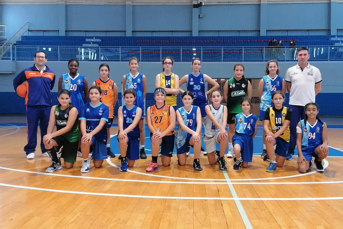 NBF_Castello's tweet photo. 🚨🏀Tecnificación @fbcv_es 🏀🚨 

El pasado domingo tuvieron lugar las jornadas de detección de la generación 2010.
El @NBF_Castello estuvo muy bien representando por varias  jugadoras y por nuestro entrenador Salva Martínez.
@FundAlbinegra @cdcastellon 
#AMUNTNOU #PPO https://t.co/RVN9WIQkb1