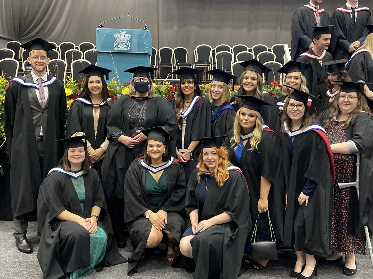 JennyEGlos's tweet photo. And just like that, the class of 20/21 @UoG_CommsMA Comms, PR and Media are graduates. Very proud of everything they have achieved in the last year and the career paths so many have forged already. Onwards and upwards all! https://t.co/7nqG6wv0Dj