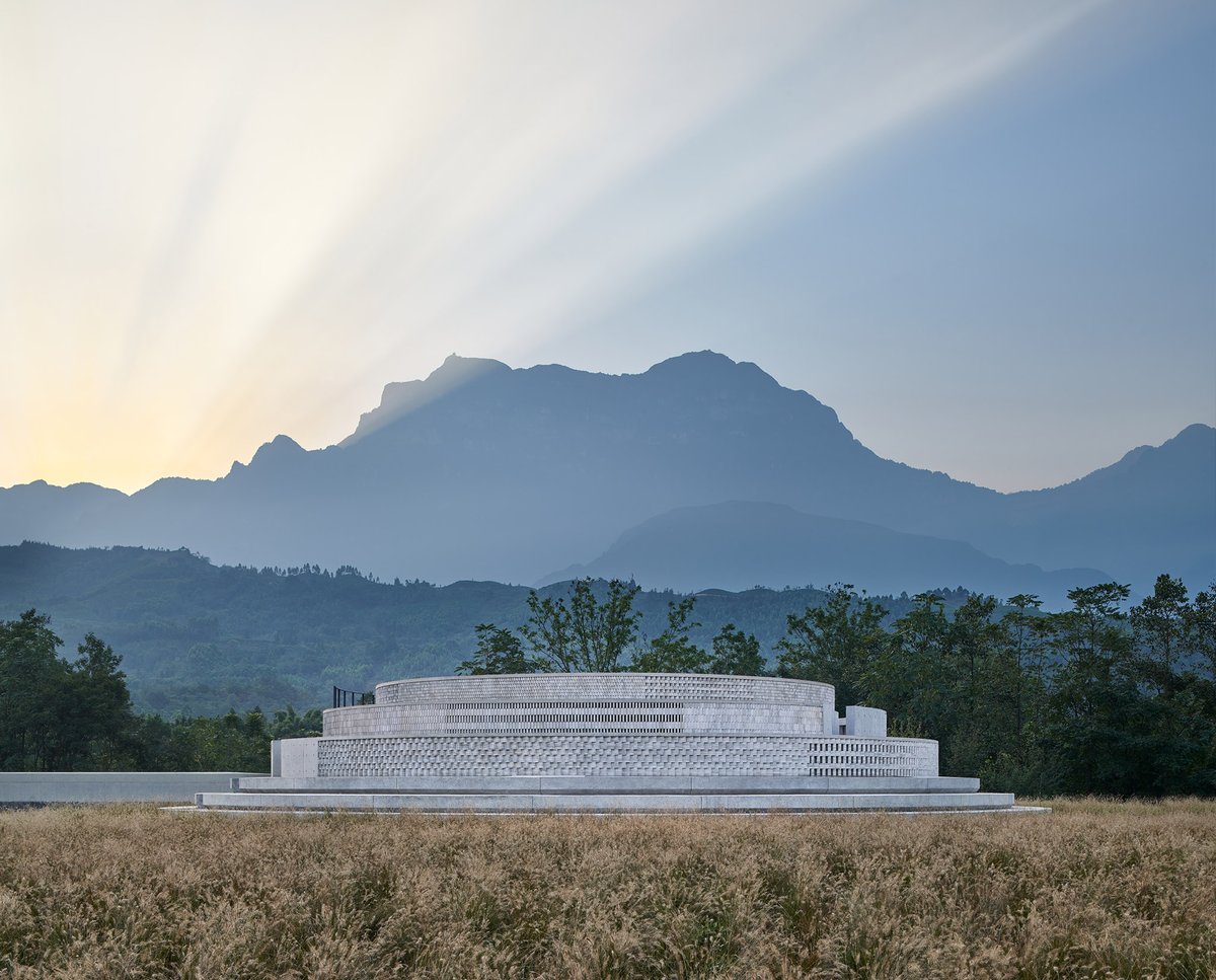 neriandhu's tweet photo. Three years ago, we won the #competition and took up the challenge to design @Pernod_Ricard's first #whisky #distillery in China. The Chuan Malt Whisky Distillery, situated near Mount #Emei on a site rich with history and culture, has now been #completed. https://t.co/8bLw4UnNmm