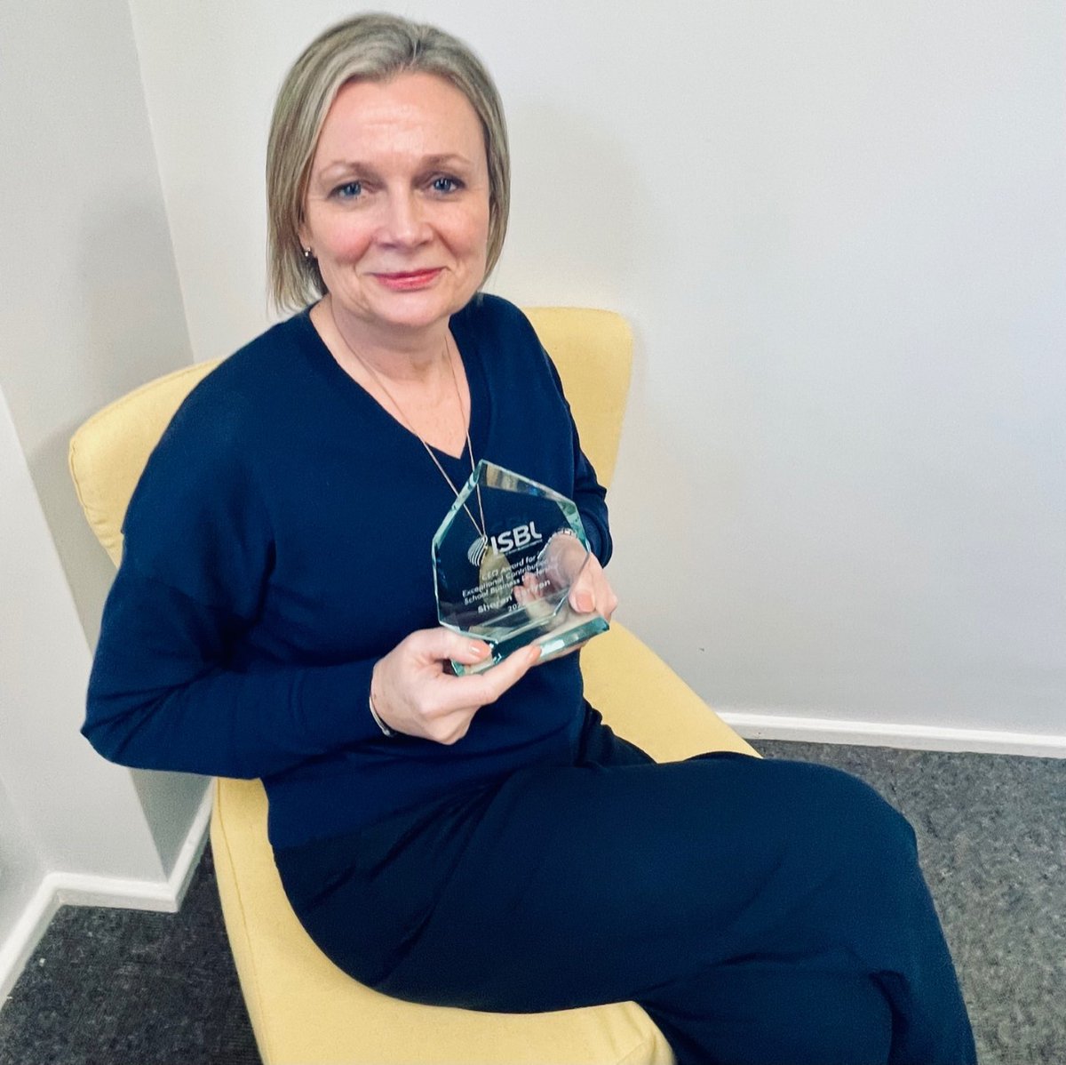 Congratulations to our @COOInclusiveMAT on receiving her ISBL CEO Award for Exceptional Contribution to School Business Leadership 👏🎉 We have a great team leading our Trust! @ISBL_news #leadership #schoolbusiness #multiacademytrusts #watford #hertfordshire @Observer_Owl