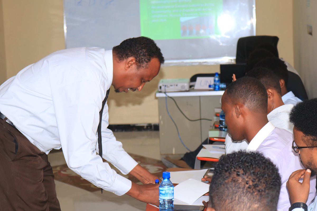 Accorduniv's tweet photo. #International_relations_seminar with a focus on how national interests influence foreign policies in relation to trade, safety, security, &amp; #ClimateChange has concluded today. Model countries &amp; Orgs #China #USA #France #Somalia #WTO #EU #AU #IGAD &amp; #UN (Simulation Program). https://t.co/tGc0YAmEAm