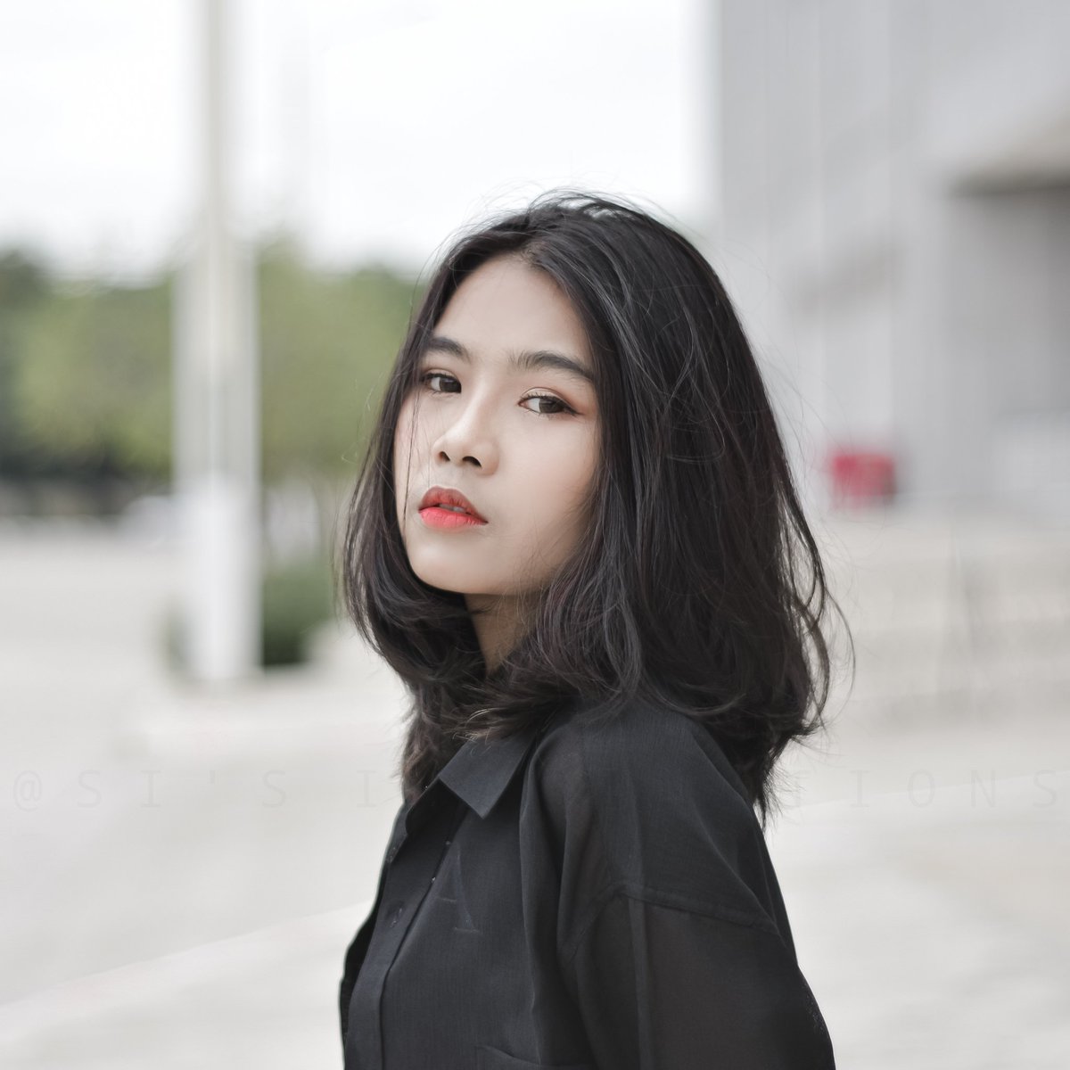 sthuhtet5's tweet photo. Girl with a fang ✨ #1

In frame - り か ひ 

📸 - The Guy Đ 

IG Post - https://t.co/DfFeDhBgnw

#portraitphotography #lightroom #ootd #ootdmyanmar #cute #Myanmar #Burma #asian #asiangirls #siimaginations #myanmargirls #mandalay #visual #portrait #naturallight https://t.co/WHkHEw4G4r