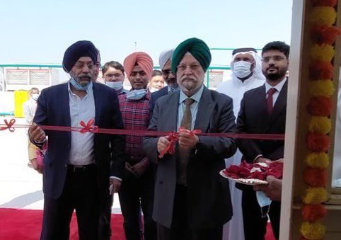 HardeepSPuri's tweet photo. Very happy to see members of the highly successful &amp; sizeable Indian diaspora contributing to economic activity in UAE. 

Inaugurated a Plant of Stanley Lubricants UAE today. 
Also inaugurated a plant belonging to Trinity Grease &amp; Lubes Pvt Ltd.

@IndembAbuDhabi @cgidubai https://t.co/MbpiHP8YA4