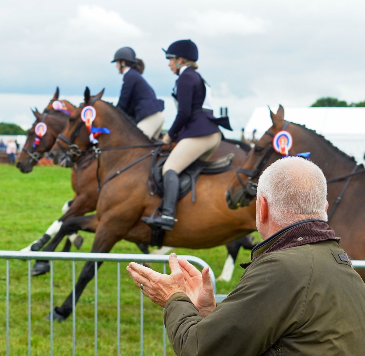 We are so excited to be back with a two-day Royal Cheshire County Show in 2022. 

Head over to our website to get your early bird tickets at discounted rates: royalcheshireshow.org/get-your-early…

#CheshireShow #Tickets #CheshireShow2022 #Cheshire #CheshireEvent