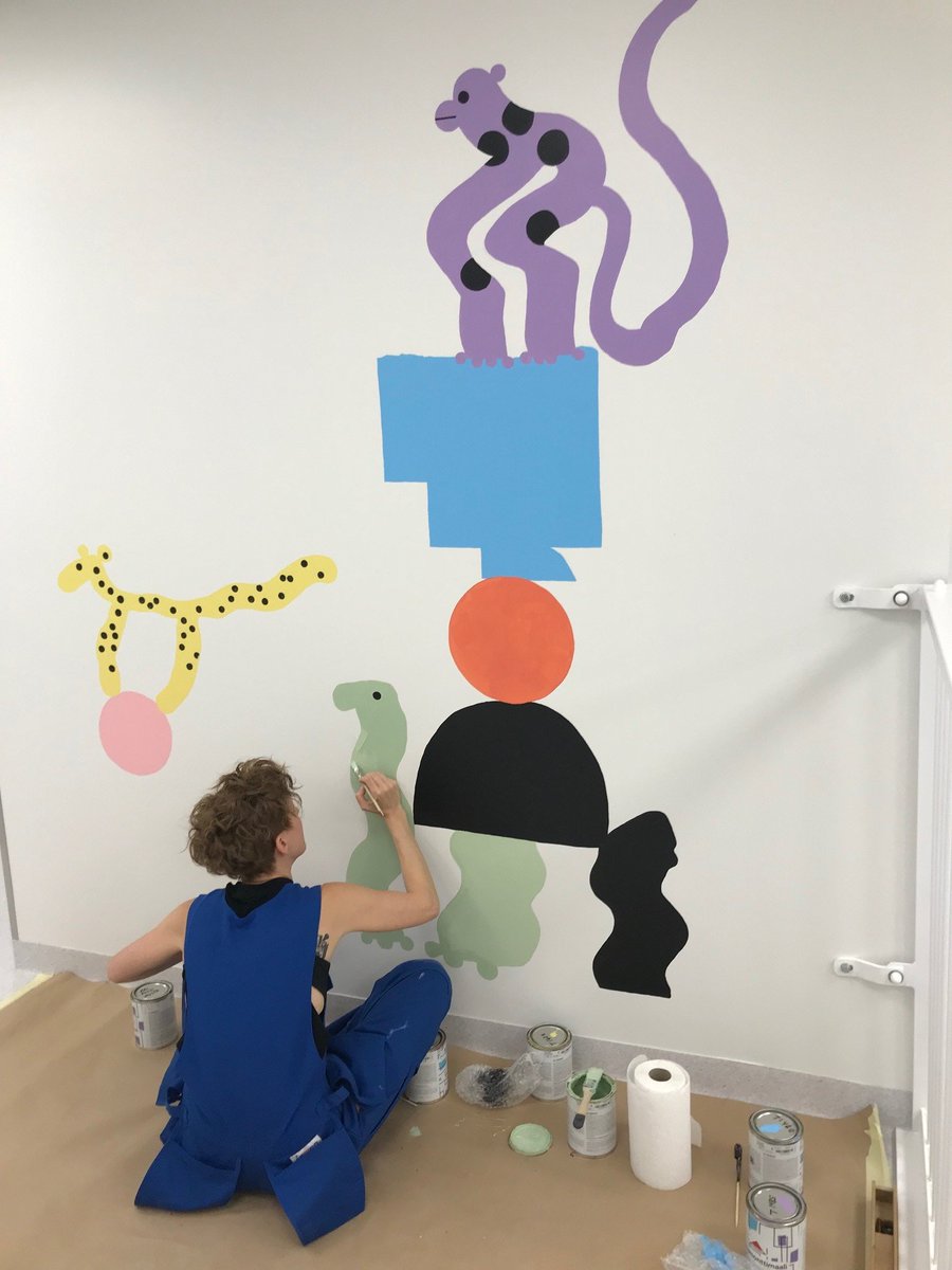 RautjokiVille's tweet photo. Tommilankadun päiväkodin taidehanke @Turkukaupunki  on lähes valmis. Tämän viikon aikana syntyvät vielä Laura Merzin eläinaiheiset seinämaalaukset kahteen kerrokseen. #julkinentaide #prosenttitaide @museokeskus #turku #lauramerz https://t.co/3ckYwA2pV8