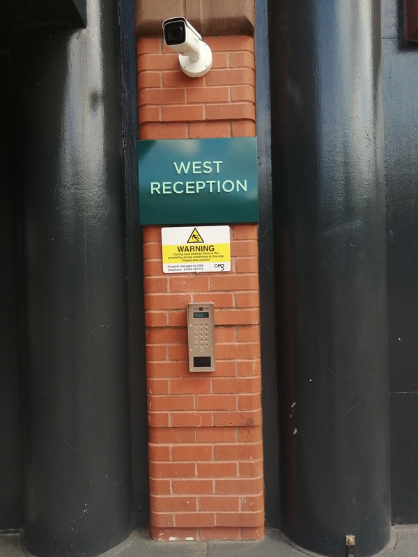 EvolveGroup4's tweet photo. Great signs can liven up any work environment. Take a look at some of the wonderful signage we installed for Verdant recently, their offices look fantastic! #signage #theevolvegroup #evolveeveryday https://t.co/UTjIzNOI0J