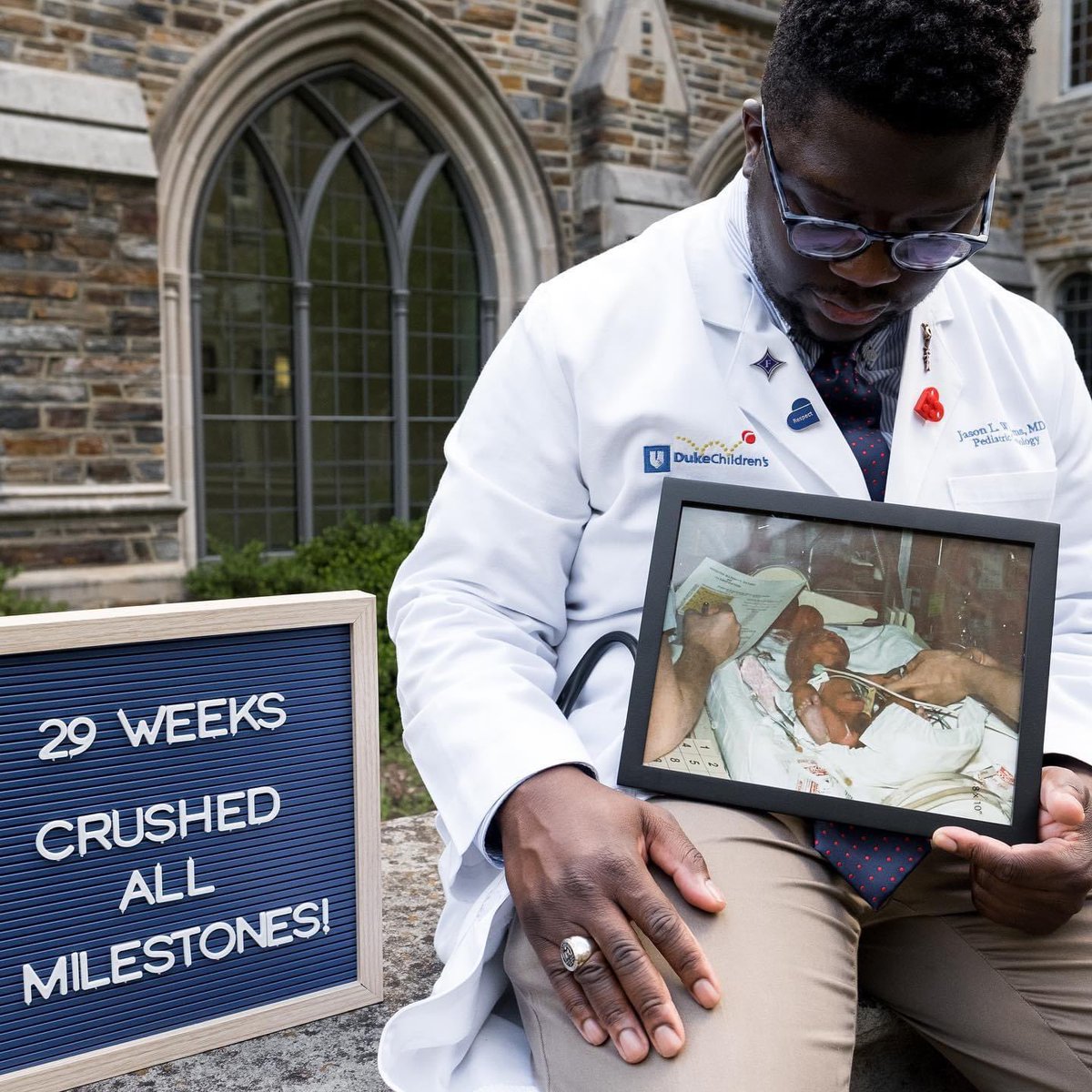 JL_WilliamsMD's tweet photo. Heard it’s World Prematurity Day. I mean, I make 1.7 kg look good! Thankful for my village. #athrowback https://t.co/0E0aI1TYsu