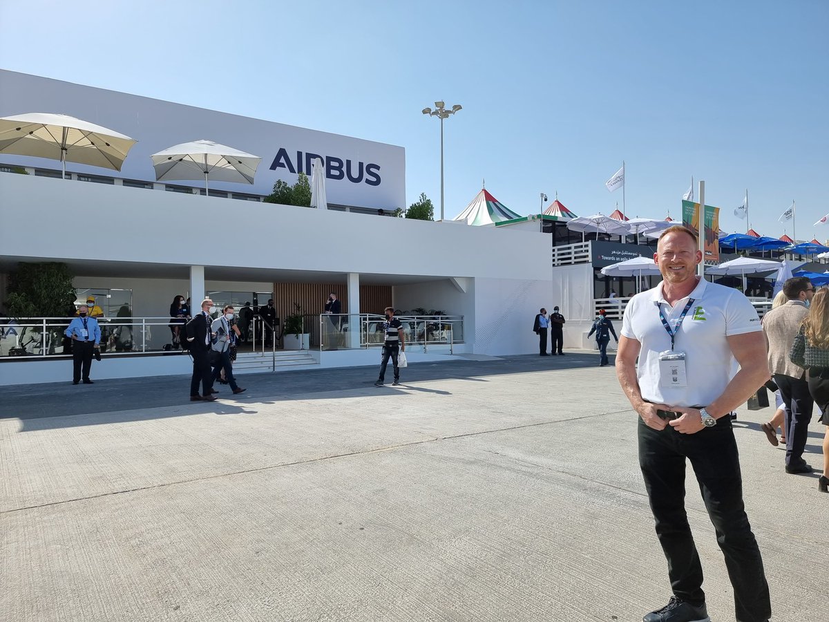AirRaceE's tweet photo. Featuring our very our CEO @jeffzaltman at then @DubaiAirshow this week visiting our friends @Airbus @ANSYS among many others…

#AirRaceE | #AirRace | #engineering https://t.co/2ImfbGfyjP