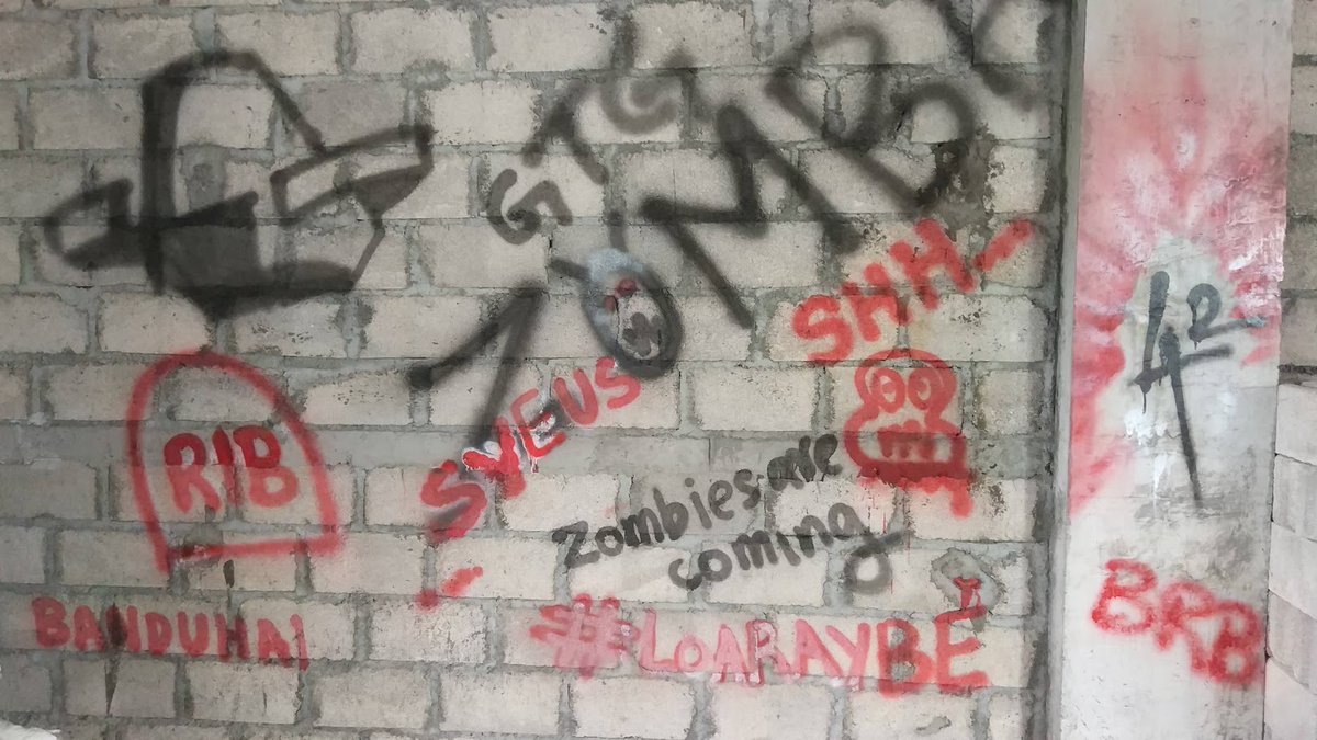 spaceparade's tweet photo. Sometimes we do work for our videos that go unnoticed by most viewers. Here's an example of that. We spent three or so days prepping this location for an ad for @pizza_buona. Who caught the graffiti jokes/references in the ad? https://t.co/hEbnXZiHqO