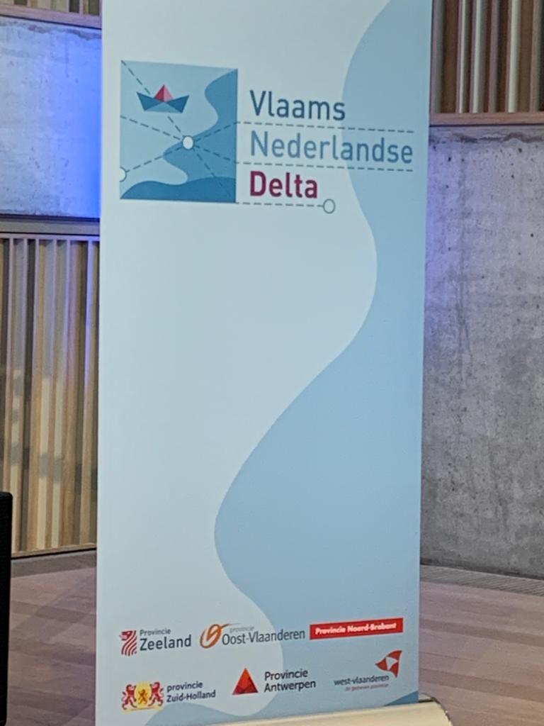 BEinNL's tweet photo. Vandaag vond de jaarlijkse conferentie van @VNDelta plaats, getiteld ‘Gateway to Growth?’. Het belang van de VND-havens voor het industriële en logistieke hinterland van de Deltaregio werd er besproken, alsook uitdagingen zoals #Brexit en de #coronacris voor onze havens. 🇧🇪🇳🇱 https://t.co/vWtLH1sEbV