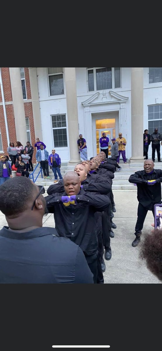 Coach_Jones4's tweet photo. Happy Founders Day #110YearsofService
#LambdaGamma
#MIGHTY6D https://t.co/L0VXQuwol2