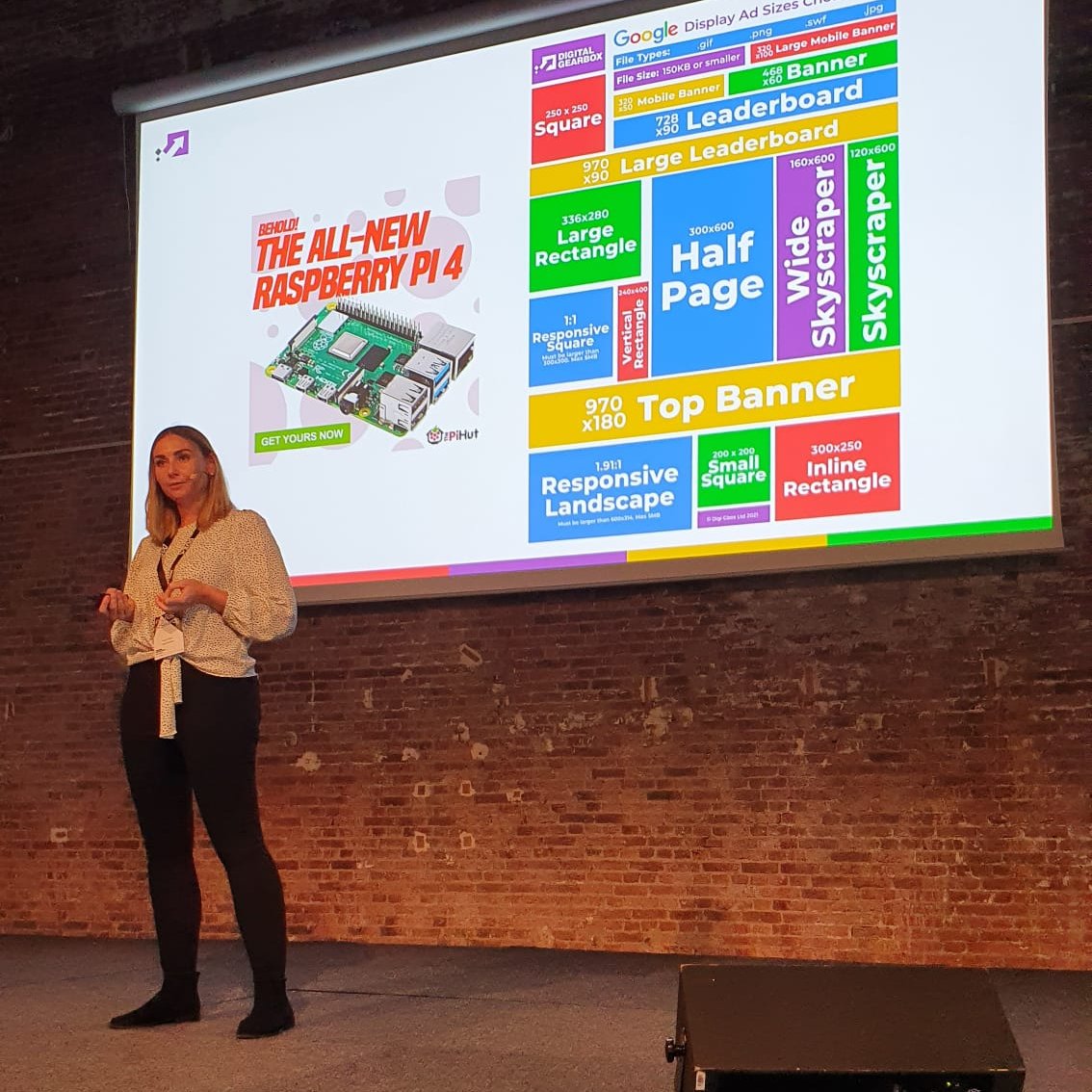 FriendsofSearch's tweet photo. Display advertising has improved over time and offers a lot more opportunities than before. Becky Hopkin on why you should start testing with Display immediately.

#FOS2021 https://t.co/vTMO4tNUe8
