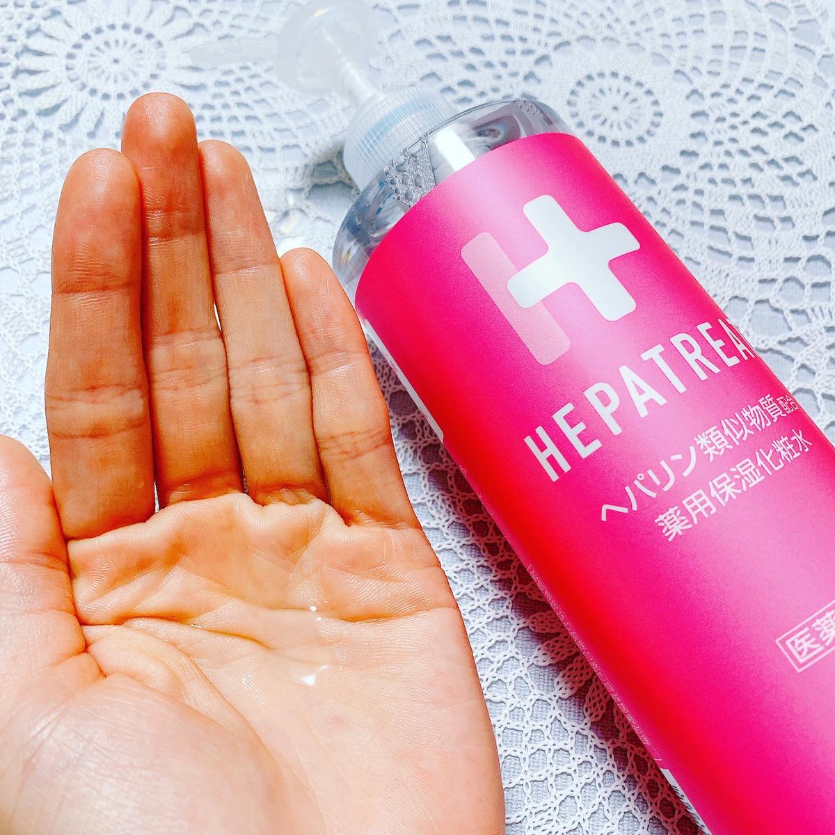 yuzusaurus's tweet photo. HEPATREAT
これからの季節、乾燥してくるお肌に使ってあげたいと思う商品ですよね♪本当にしっとりうるうる��‼︎お肌になりました‼︎みんな使ってみてほしい☺️ #ヘパリン類似物質
#HEPATREAT薬用保湿化粧水
#ヘパトリート薬用保湿化粧水
#化粧水
#乾燥肌対策
#乾燥肌にオススメ
#hepatreat_ad https://t.co/EAAtzmE4Ql