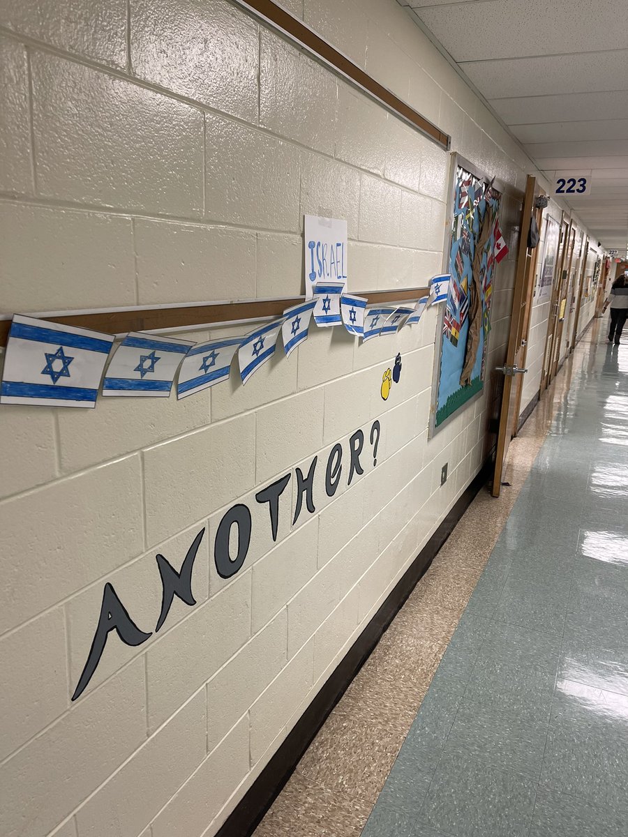 Ambur Bolling tweet media