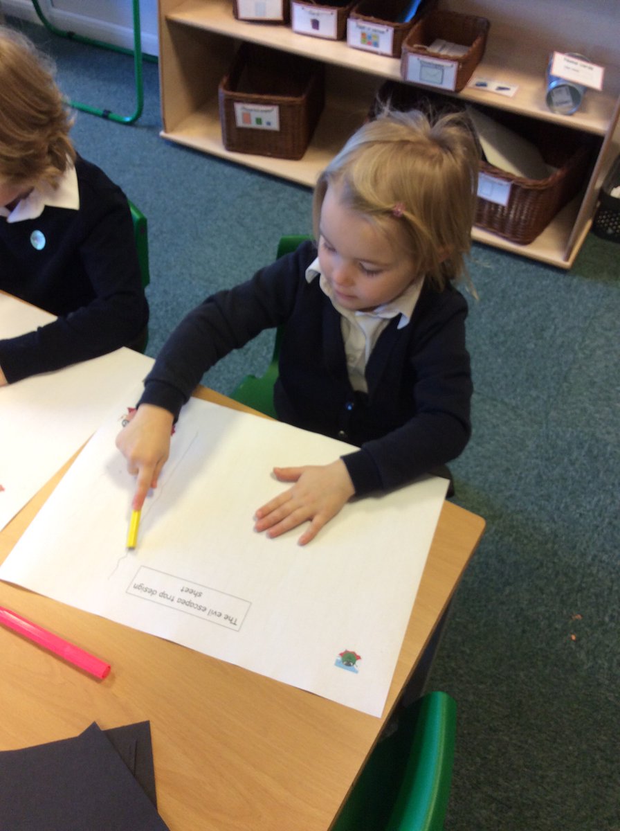 ASA_FS1's tweet photo. We have received a letter from Supertato asking us to design a trap to capture the evil pea! 🥦🥔 #ASADTech https://t.co/x7ghyJ9MCv