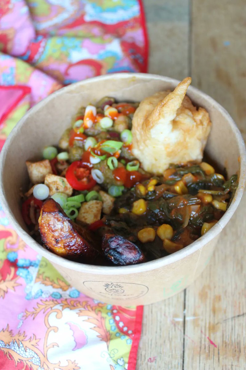 Here's a brand new trader to look out for at the night market this Friday.

Gwafuvegan specialises in top notch West African food, all of which is vegan. 

Ideal to keep those chilly autumn cockles warm.

Come find all this and more from 5pm.

levymarket.com/november-night…