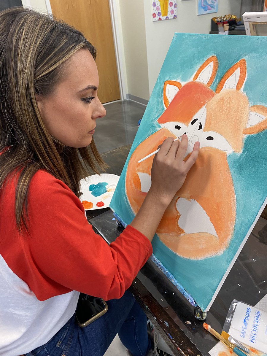 Keith_McGilvery's tweet photo. Perfect for the entire family! @RachPiscitelli and I are getting creative at @ctartsudio #ctbucketlist @FOX61News https://t.co/8eUp55EkTo