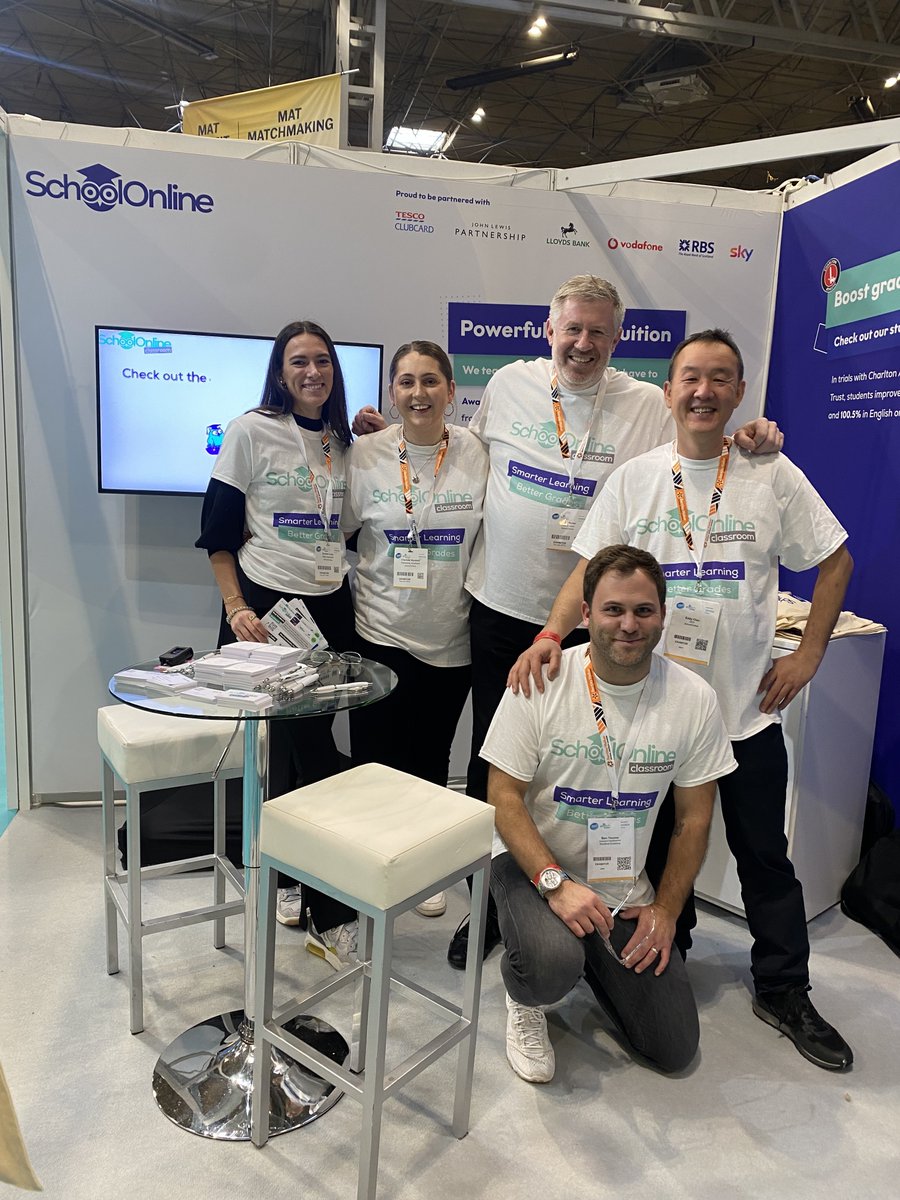 SchoolOnlineUK's tweet image. Have you met our team yet?

We&apos;re at Stand B18 #SAAShow21 🙌🏻

Are you attending the #EdTechSummit21 event today or tomorrow? 

Pop along and say hello! We look forward to seeing you.

We&apos;re having a great day so far!
#edtech #edutwitter #teachers