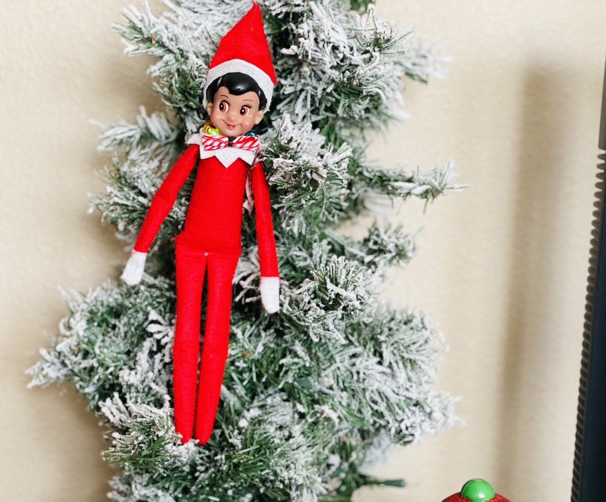 Yes the Elf on the Shelf is a bit creepy, but I did it when my kids were smaller. I have EASY ideas because I never had the patience for crazy ones:

airingmylaundry.com/2020/12/17-eas…