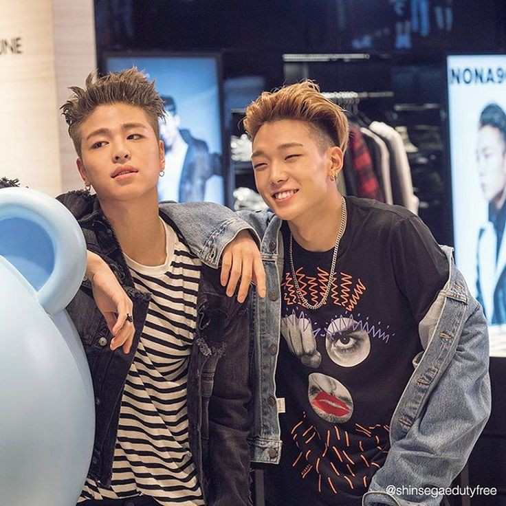 junbobfeeds's tweet photo. I vote for #MAMAVOTE #ikon https://t.co/iR2MzRo31Z