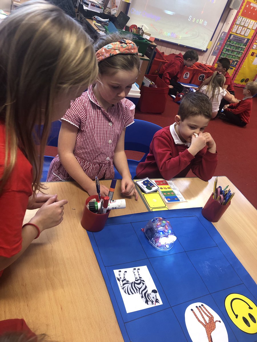 P4 are being the teachers today with the P2s. Mrs L is so impressed with their kindness and encouragement while working with the younger pupils.
