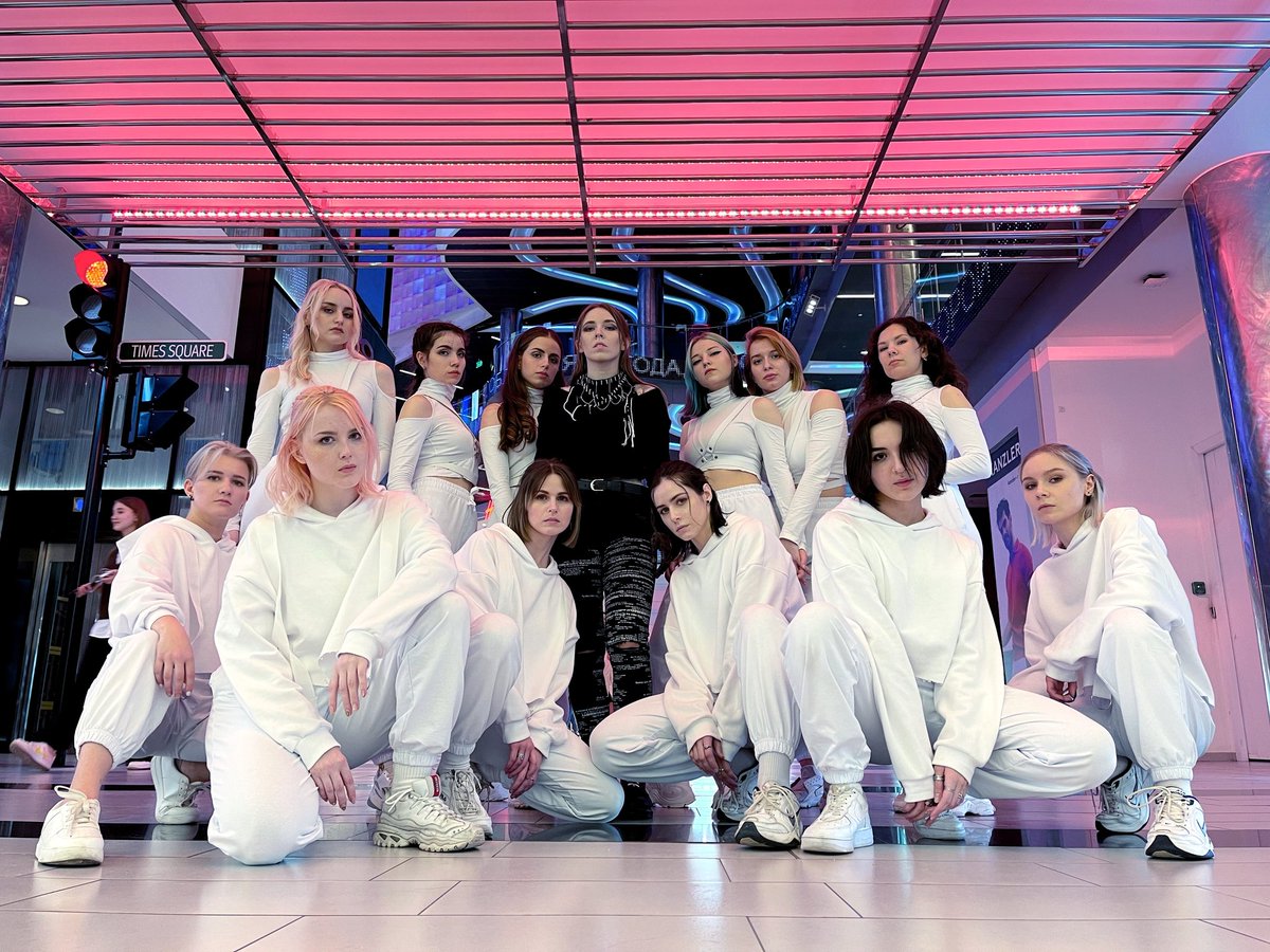 🔘 TAEMIN - 'Advice' 

Наш новый кавер уже можно смотреть на нашем канале! 
👉🏼 youtu.be/DFkUrZW0i6g

За съёмку спасибо чудесной <a href="/rhumling/">линочка 🧈</a> 💙 

#taemin #advice #taeminadvice #cover #dancecover #KPOP