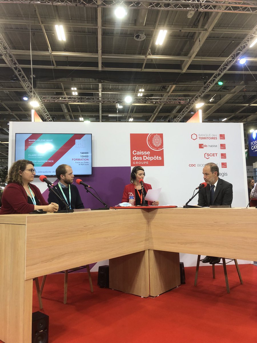 caissedesdepots's tweet photo. L’application @dokkiapp est présentée au #SMCL 🎤 
Elle s’adresse aux collectivités et aux entreprises, elle permet de se former sur des logiciels et des compétences douces mais c’est aussi possible de faire des contenus sur mesure ! 👏🏼
#RadioCDC https://t.co/EmTNvOND5L