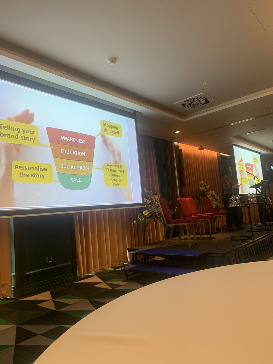 Honey+Buzz tweet media