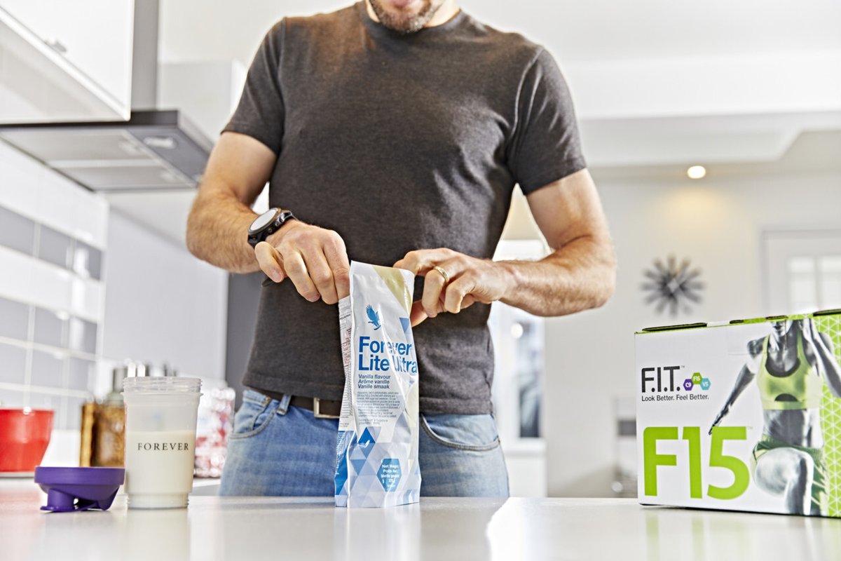 AloeSport's tweet photo. Whip up this Dream Cream shake before bedtime and You'll be having some seriously sweet dreams!🍬🍬

🌠1 scoop Vanilla Forever Lite Ultra
🌠6 oz. fresh orange juice
🌠4 oz. sparkling water
🌠mineral water
🌠Crushed ice

#TheAloeVeraCompany 💛

https://t.co/gsw5WGdlHZ https://t.co/95VKtuV8vm
