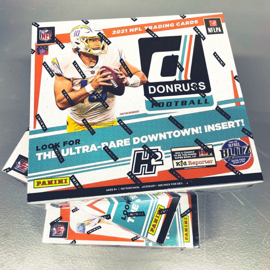 FrankCardMarket's tweet image. #SamePicNewListing
#SamePrice

$200 each shipped, multiple available!

@HobbyConnector