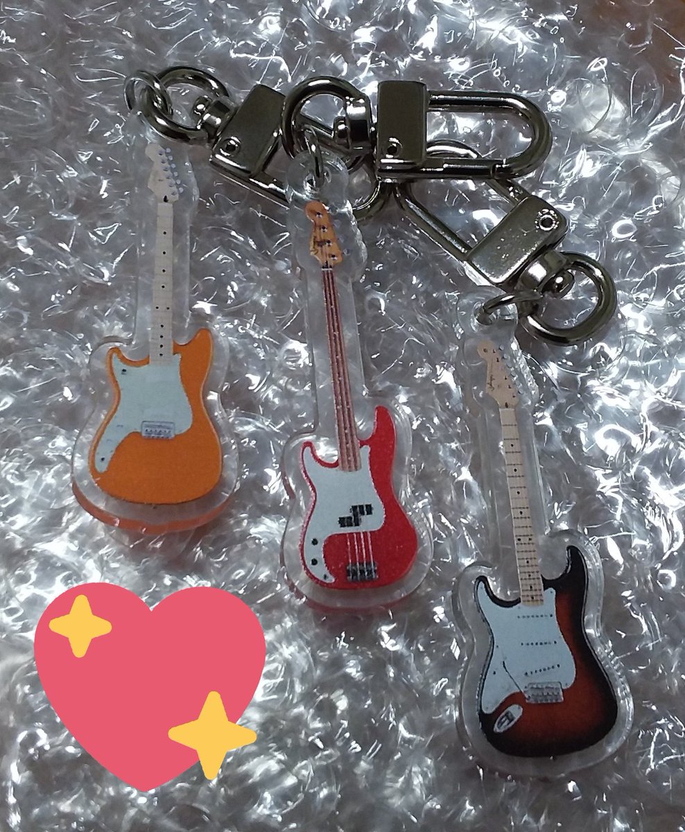 키링 수령했습니다!
파본 검수 후 최대한 이번주내로 발송해드리겠습니다🔥