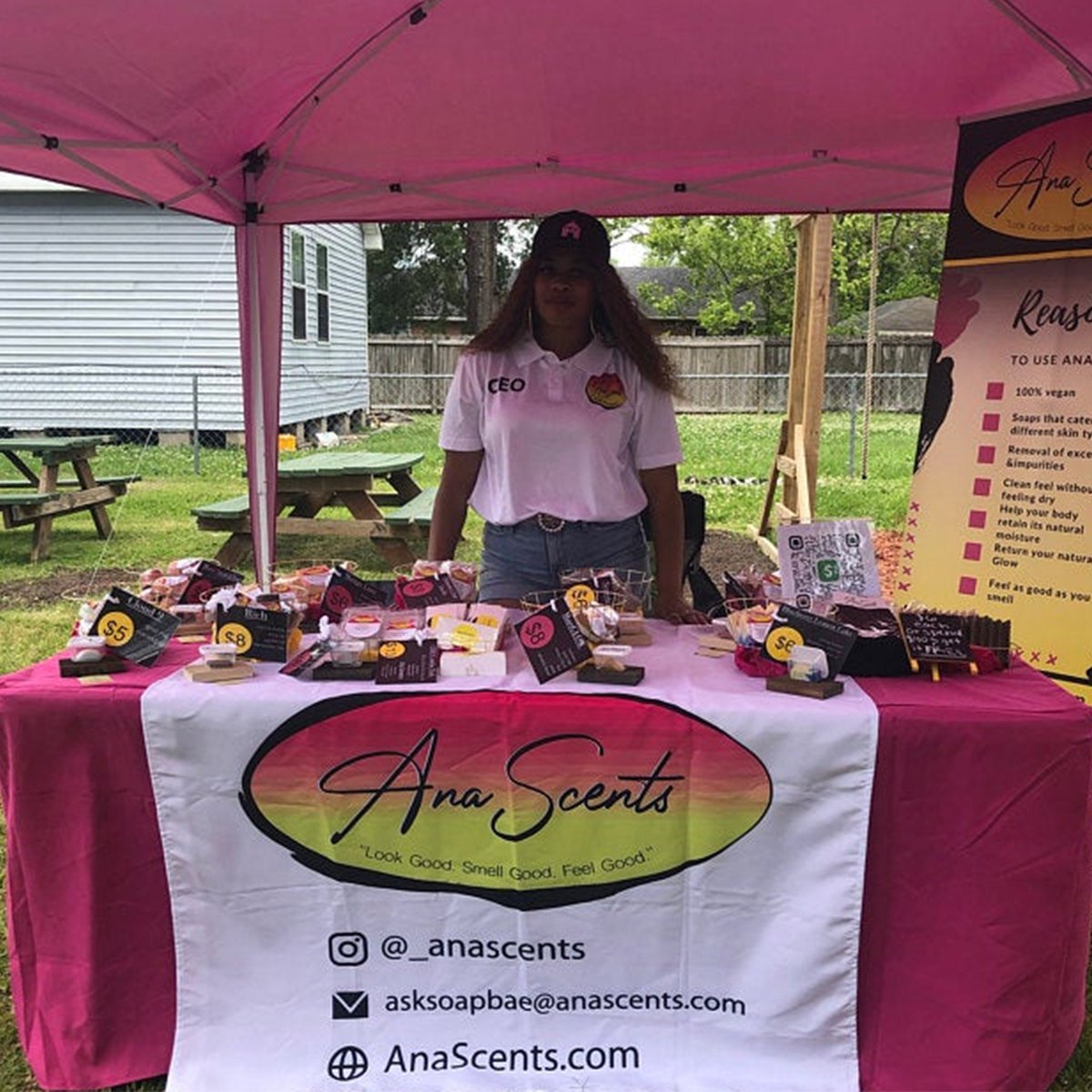 AnnaPrintShop's tweet photo. Excited to share the latest addition to my #etsy shop: Custom Table Runner full color printed Logo with FB/IG links printed for Pop Up Shop, Craft Shows and Vendor Events, Trade Show, Craft Show https://t.co/yzU1NbrOOO #logotablerunner #tablerunnerlogo #tradeshowrunner https://t.co/aDUMZ9RUXv