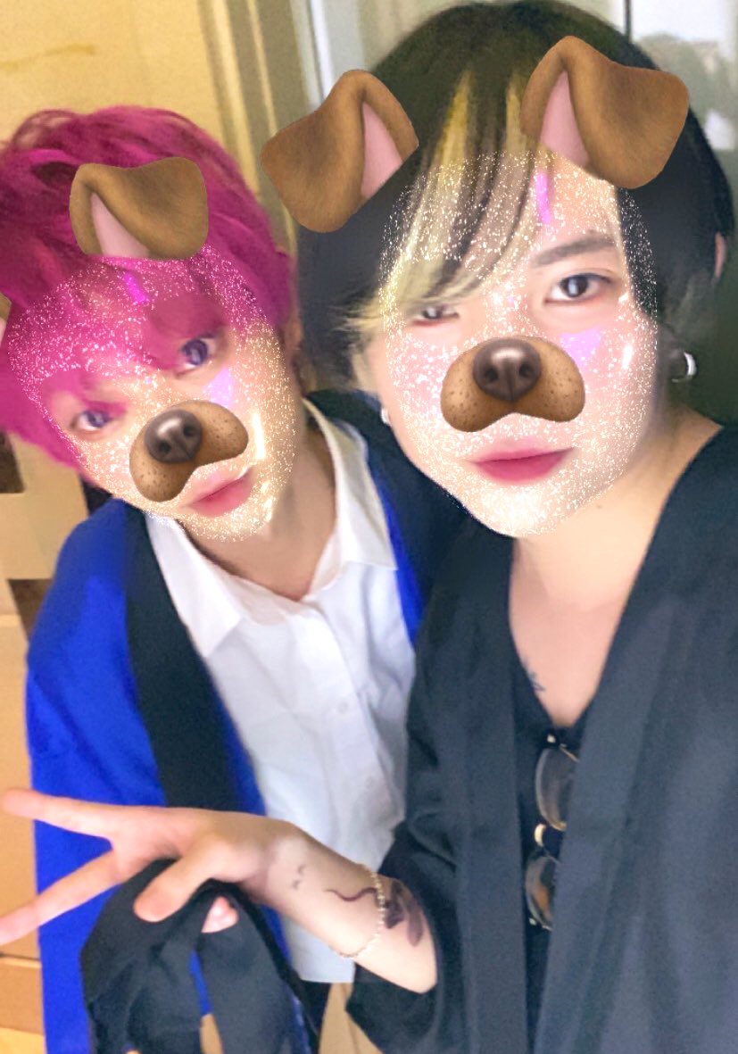 fujiwara__gd's tweet image. 入れ替え💦準備中💦

たこ焼き：あさくらよう
フランクフルト：降谷零副主任
紫🐶：一条きら
黒🐶：shotaリーダー

酉の市イベント、大盛況です🐙🔥
#ABgd