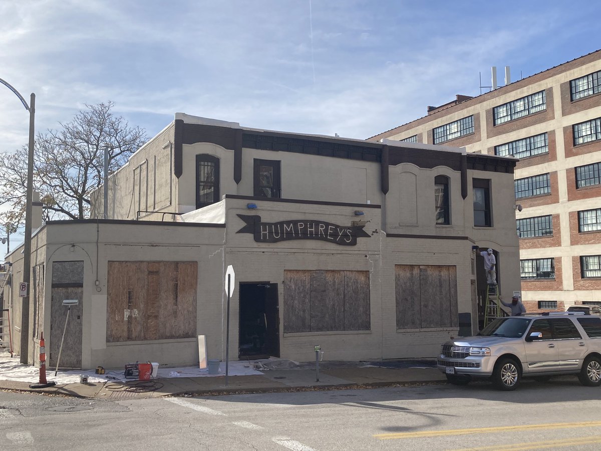 ProspectYards's tweet photo. Could it be….
#Humphreys #Iconic #NewLife #SLUAlumni https://t.co/9T6iSG89My