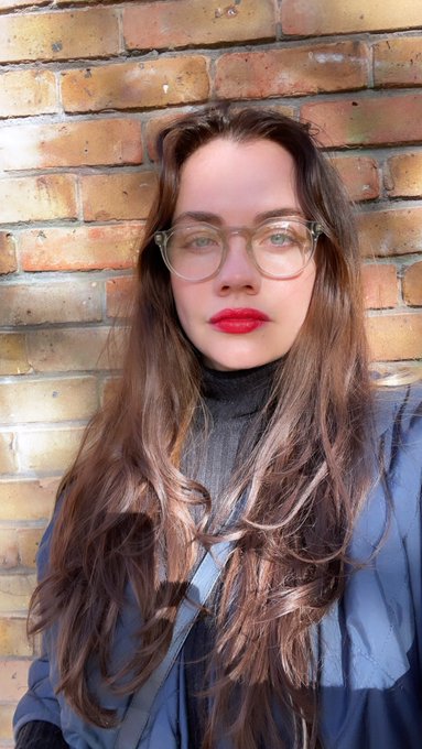 I got glasses https://t.co/tjhdS8auuI