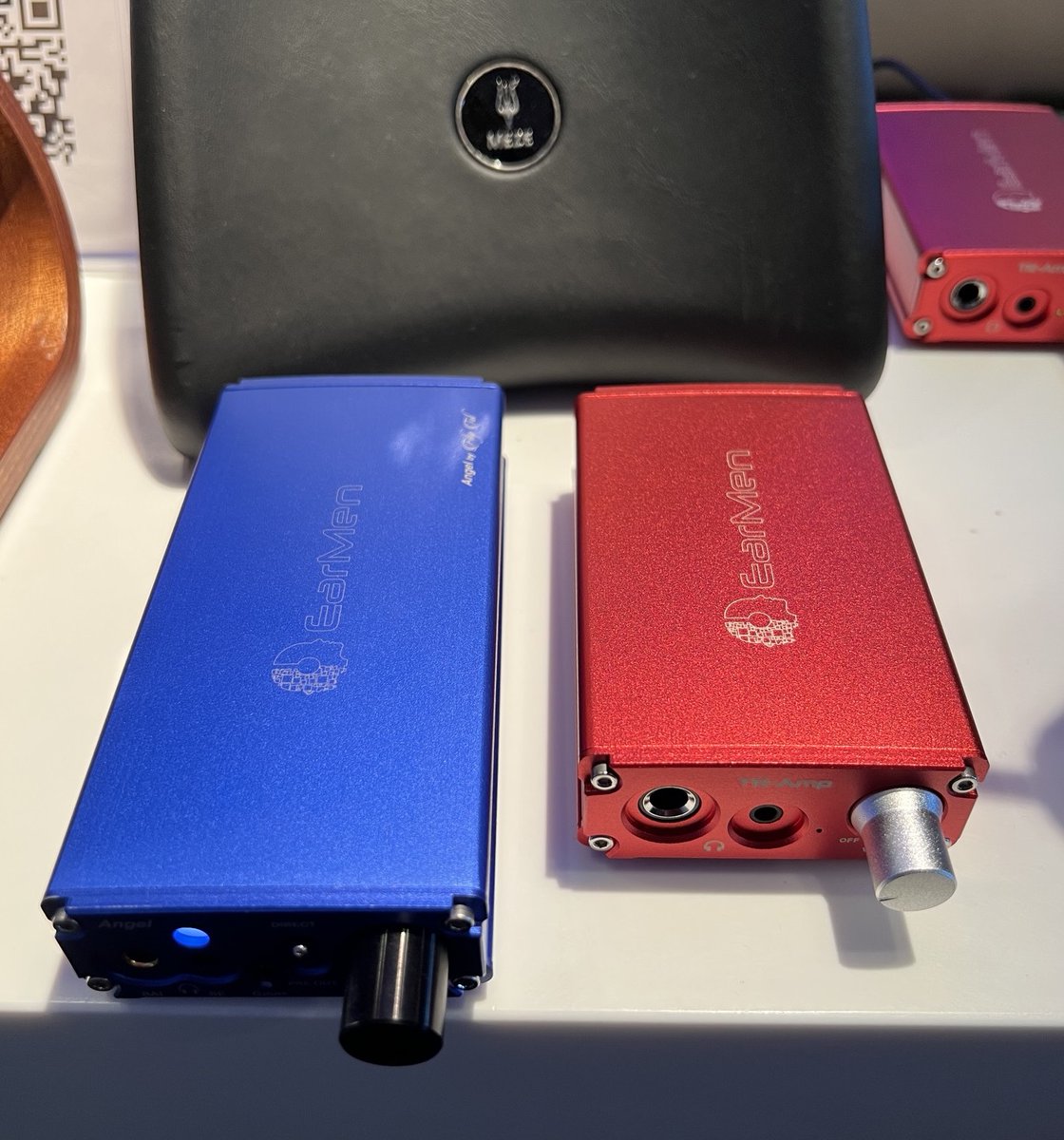 ear_men's tweet photo. Some of the moments we captured at the #iEar Show last week in #Tilburg 🇧🇶
Our partner Dune Blue had a lovely presentation of #EarMen devices, and many people enjoyed our #sound.
We are sharing a few moments with ya'll 💖✨
https://t.co/EbcDIiJt4A
#duneblue #ieartilburg https://t.co/93jZUq8uc0