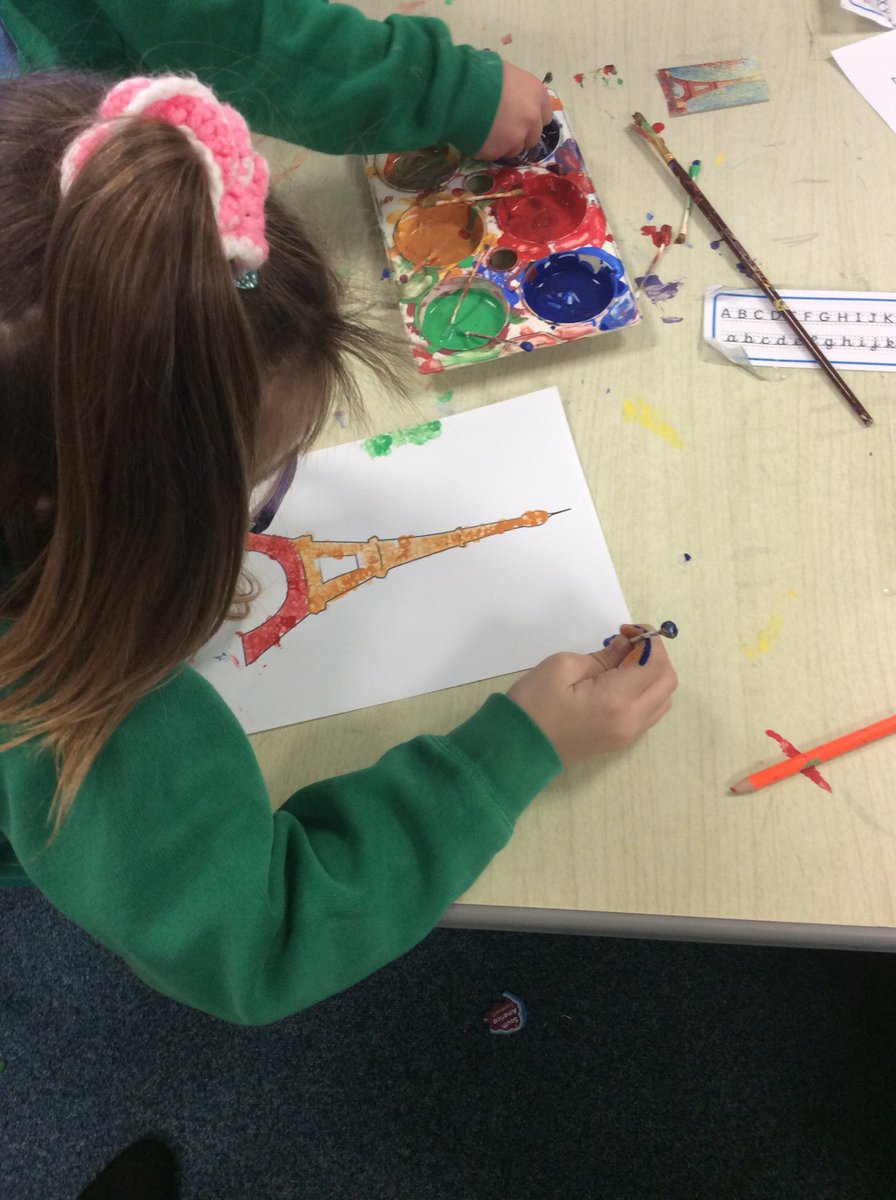 CaldiY2's tweet image. This afternoon we are replicating one of Georges Seurat’s pieces of art using pointillism 
#discoveringwhatispossible
@mimauseful @MbroCouncil @MbroCouncil @vianclark @AETAcademies
