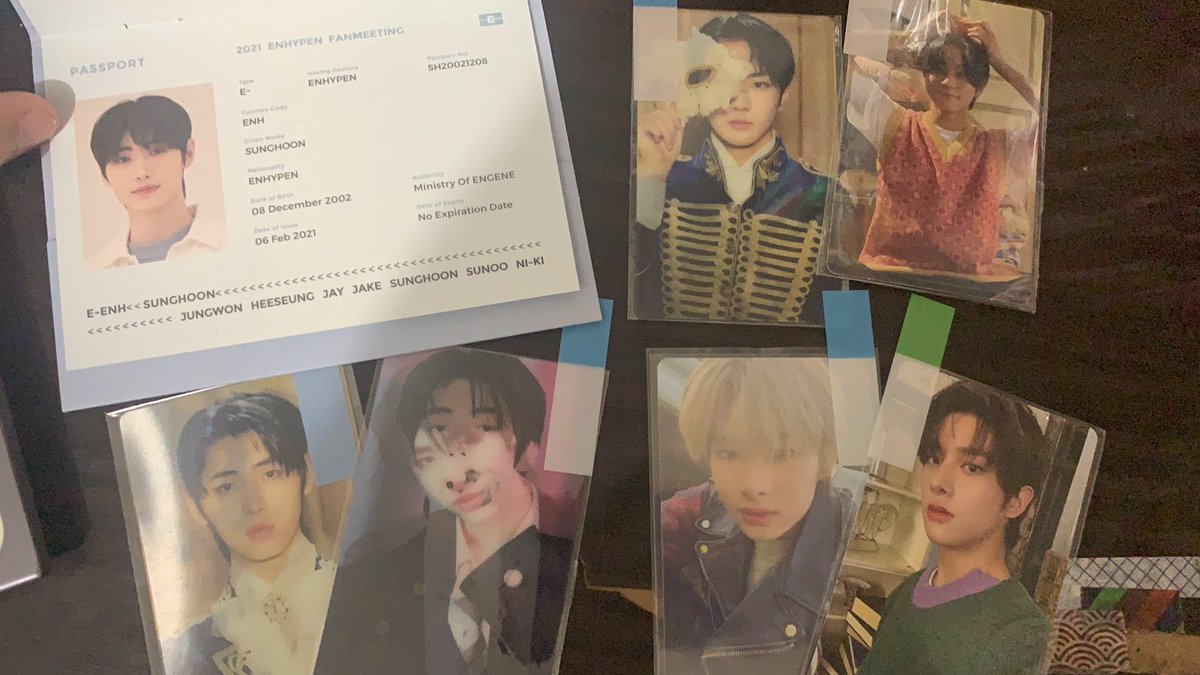 ICEsunghooni's tweet photo. IC CHECK!!
Sunghoon Set
-Passport
-Hype lenti
-Up lenti
Jungwon Set
-Up Lenti
-Applewon
Ni-ki & Jake
-Niki gangster
-Jake selca
All are onhand!!
#wts #iccheck #enhypen #applewon #wtb #jake #sunghoon #jungwon #niki #engene #bordercarnival #dilemma https://t.co/VAKnW0k44a