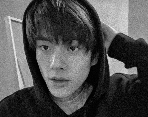어스🌏 tweet media