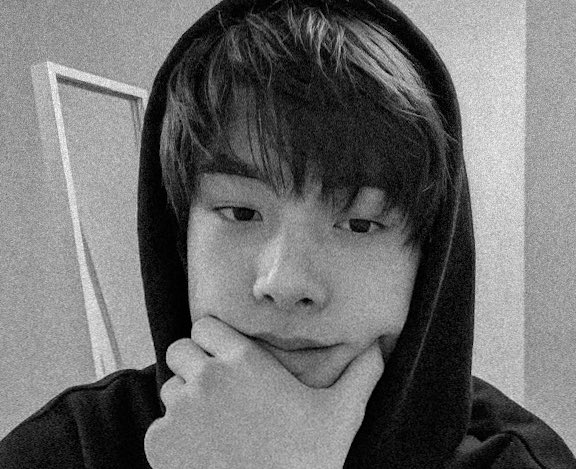 어스🌏 tweet media