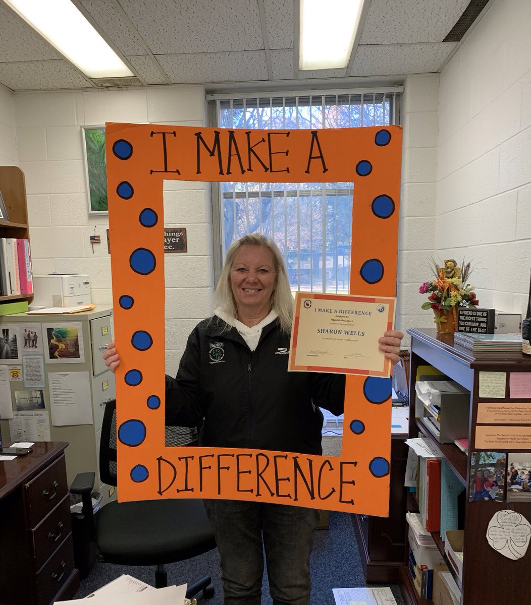 Plaza Middle tweet media