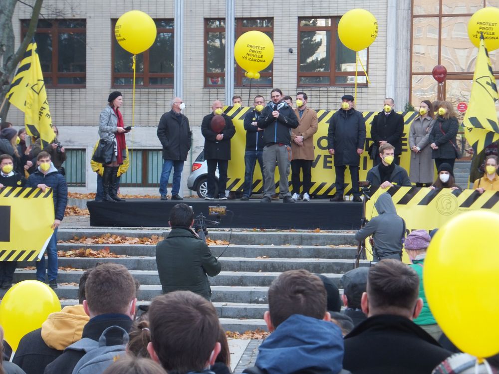 majeklab's tweet photo. ... I spoke at the yesterday's protest against politicization of Slovak universities. Our biggest problem is certainly not too much of self-governance, but too much of bureaucracy! #ComeniusUni https://t.co/1ovrXkAdTy